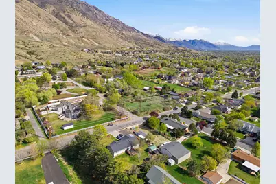 3963 W 9850 N, Cedar Hills, UT 84062 - Photo 2