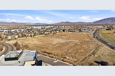 2100 W Sam White Ln, Pleasant Grove, UT 84062 - Photo 10