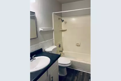 1805 W 500 N, Salt Lake City, UT 84116 - Photo 4