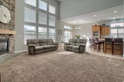 15 N 3300 W, Layton, UT 84041 - Photo 4