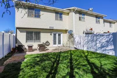 207 E 820 S, Centerville, UT 84014 - Photo 22