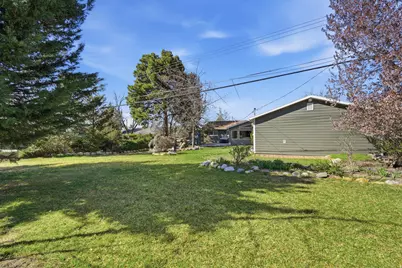 2400 E 6660 S, Cottonwood Heights, UT 84121 - Photo 42