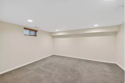 2400 E 6660 S, Cottonwood Heights, UT 84121 - Photo 30