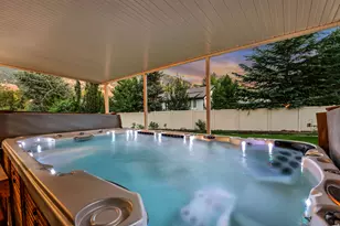 2148 E Pinecrest Ln S, Sandy, UT 84092 - Photo 16