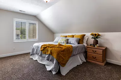 2148 E Pinecrest Ln S, Sandy, UT 84092 - Photo 20