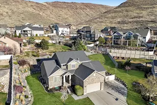 14829 S Clear Water Dr, Herriman, UT 84096 - Photo 2