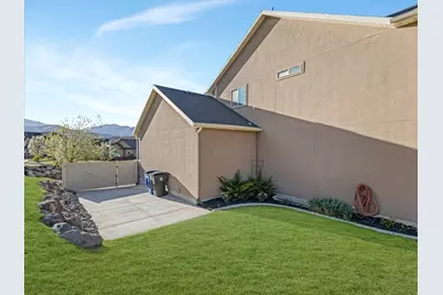 14829 S Clear Water Dr, Herriman, UT 84096 - Photo 36