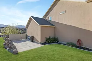 14829 S Clear Water Dr, Herriman, UT 84096 - Photo 36