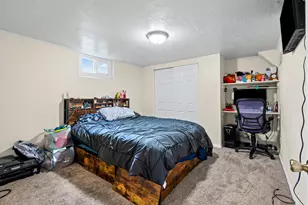 488 N Fern Dr E, Clearfield, UT 84015 - Photo 16