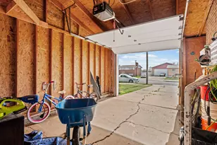 488 N Fern Dr E, Clearfield, UT 84015 - Photo 10