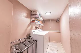 384 E St, Salt Lake City, UT 84103 - Photo 30