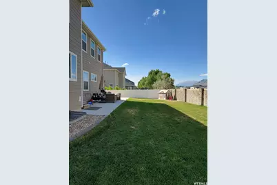 934 N Laredo Dr, Spanish Fork, UT 84660 - Photo 2