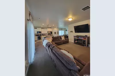 934 N Laredo Dr, Spanish Fork, UT 84660 - Photo 8
