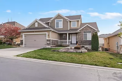 882 S Daisy Dr, Fruit Heights, UT 84037 - Photo 2