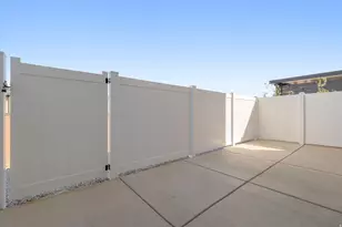 2347 E Luciano Ln, Saint George, UT 84790 - Photo 42