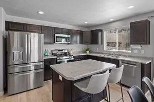 299 W Willow Creek Dr, Saratoga Springs, UT 84045 - Photo 6