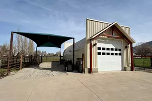 202 S 375 W, Providence, UT 84332 - Photo 34