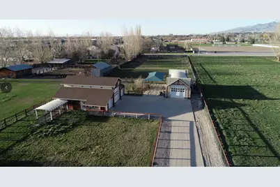 202 S 375 W #10, Providence, UT 84332 - Photo 4