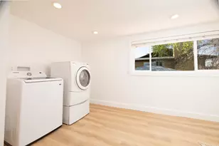 4246 S Sage St, Millcreek, UT 84124 - Photo 16