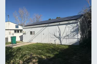828 N Valeria Dr, Layton, UT 84041 - Photo 10