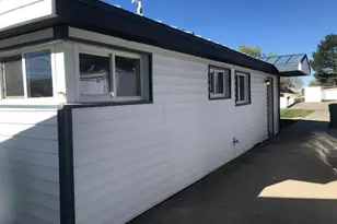 828 N Valeria Dr, Layton, UT 84041 - Photo 16