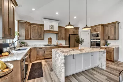 1676 E Coreys Ct, Lake Point, UT 84074 - Photo 8