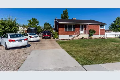 2423 S 2000 W, Syracuse, UT 84075 - Photo 2