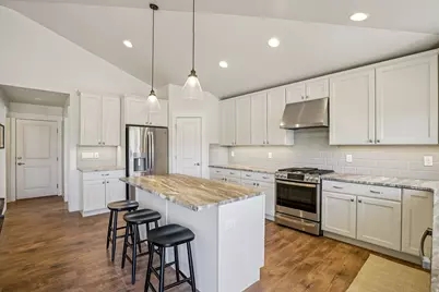 766 N 1310 E, Heber City, UT 84032 - Photo 6