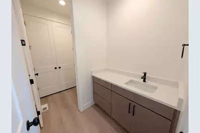 6824 W South Jordan Pkwy S #469, South Jordan, UT 84009 - Photo 14