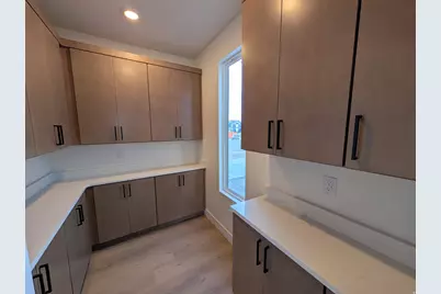 6824 W South Jordan Pkwy S #469, South Jordan, UT 84009 - Photo 8