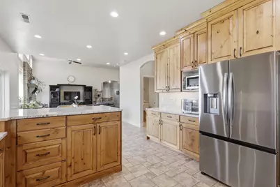 3883 S 250 E, Nibley, UT 84321 - Photo 16