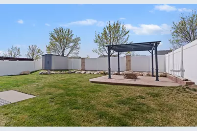 7476 S 6670 W, West Jordan, UT 84081 - Photo 28