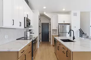 9776 N Caldwell Pl, Highland, UT 84003 - Photo 14