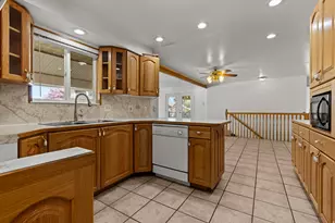 623 N 1000 W, Clearfield, UT 84015 - Photo 8