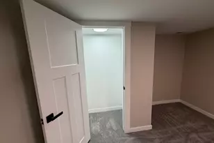 210 Ridgeway St, Helper, UT 84526 - Photo 34