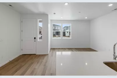 1299 E 1670 N #812, Payson, UT 84651 - Photo 4