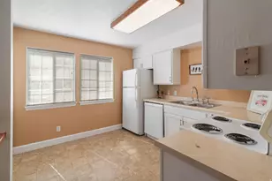 488 E 200 S, Clearfield, UT 84015 - Photo 8