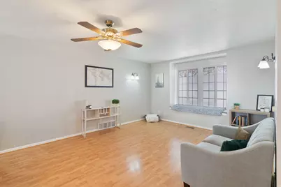 488 E 200 S #5B, Clearfield, UT 84015 - Photo 4