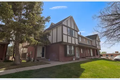 488 E 200 S #5B, Clearfield, UT 84015 - Photo 1