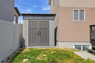 7553 S Valley Maple Dr, West Jordan, UT 84081 - Photo 32