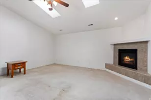 190 W Newbury Ln, Harrisville, UT 84414 - Photo 18