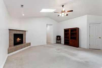 190 W Newbury Ln, Harrisville, UT 84414 - Photo 16