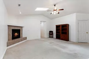 190 W Newbury Ln, Harrisville, UT 84414 - Photo 16