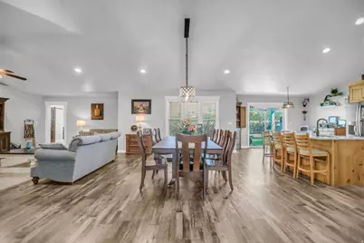 639 E 590 N, Smithfield, UT 84335 - Photo 6