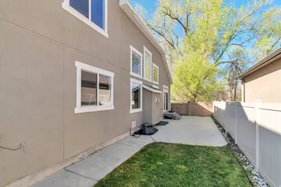 8257 S 180 E, Sandy, UT 84070 - Photo 32