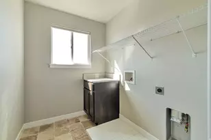 8257 S 180 E, Sandy, UT 84070 - Photo 28