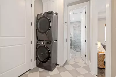 684 Lookout Point Dr, Mapleton, UT 84664 - Photo 46