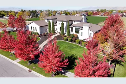 684 Lookout Point Dr, Mapleton, UT 84664 - Photo 2