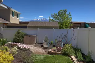 4839 W Western Hills Dr S, Riverton, UT 84096 - Photo 36