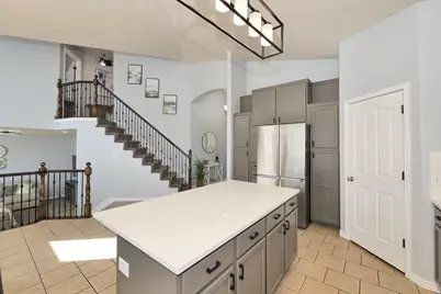 4839 W Western Hills Dr S, Riverton, UT 84096 - Photo 8